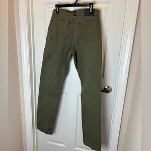NWOT Mens Wrangler All Terrain Pants
